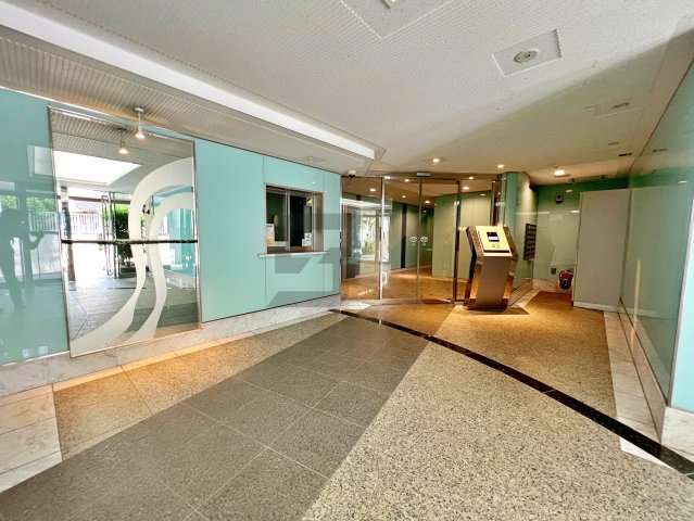 【ロビー】 | ドゥーエ代々木