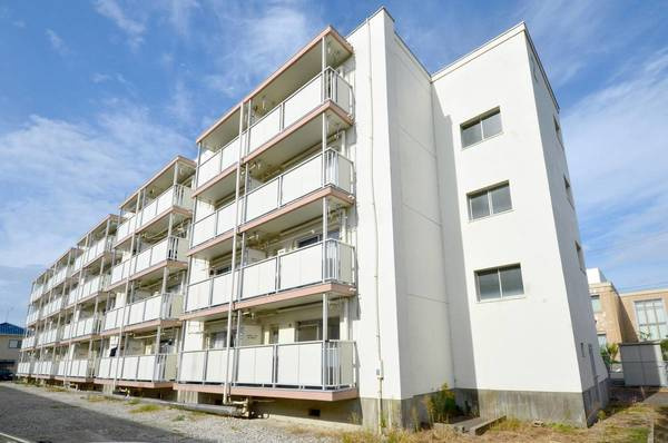 【外観】 | ビレッジハウス中興野2号棟 | きれいな外観です