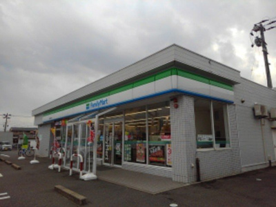 【周辺】 | エテルノ　ブライト | ファミリーマート 新潟逢谷内店まで500m