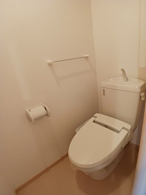 【トイレ】 | ディア・エレファント | ゆったりとした空間のトイレです