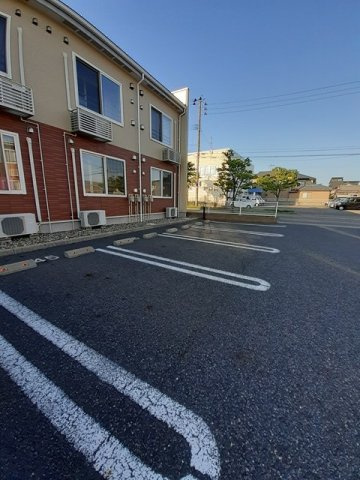 【駐車場】 | プルメリアⅢ | 駐車場があります
