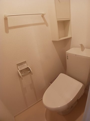 【トイレ】 | アメニティー河渡 | コンパクトで使いやすいトイレです