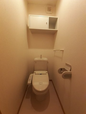 【トイレ】 | クレスト藤 | 清潔感のあるトイレです