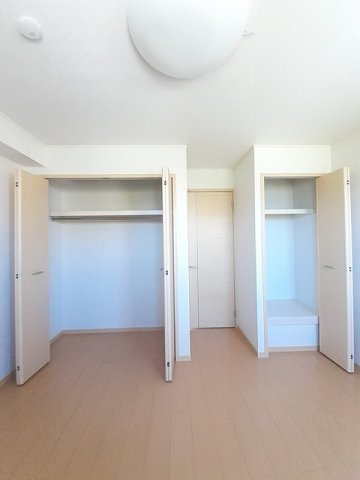 【収納】 | カーサ　レガーロⅡ | 小物を収納するのに便利です