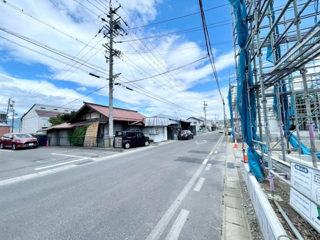 塩尻市大門一番町第２の前面道路含む現地写真
