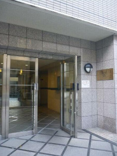 豊島区池袋３丁目の賃貸マンションのエントランス