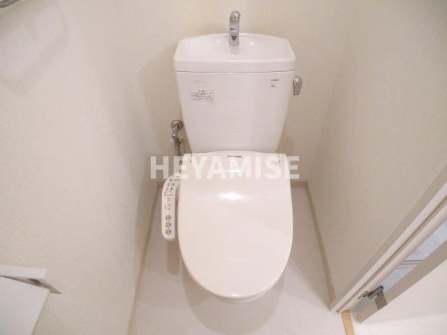 メルヴェーユ.Fのトイレ|※反転タイプのお部屋写真です。現況を優先します※