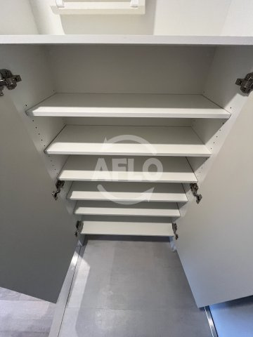 エスリードレジデンス江坂垂水町の収納|エスリードレジデンス江坂垂水町　シューズボックス