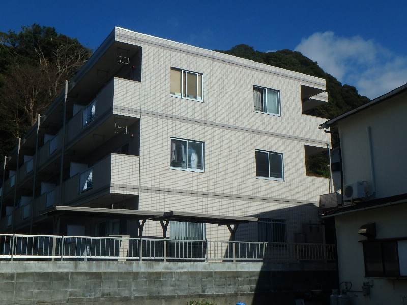 S0578R　ピニエール下田の外観パース|こちら、外観パースです
