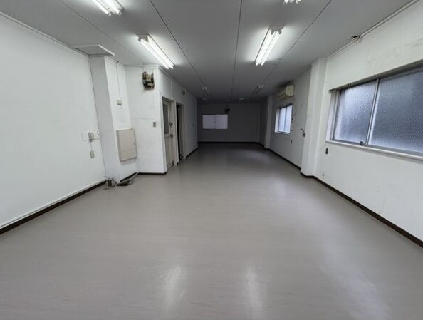 片山ビルの内装