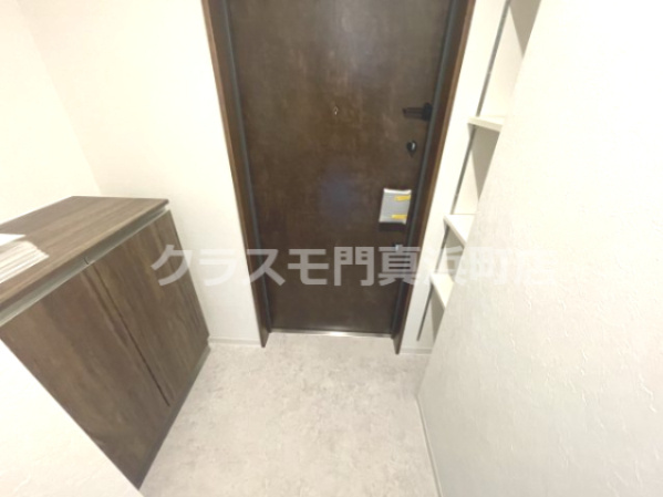 フリーディオ門真Ⅴの玄関