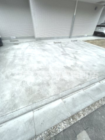 フリーディオ門真Ⅴの駐車場