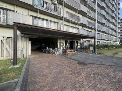 【エントランス】 | 山科市営住宅1棟 | 毎日通るエントランスはこのようになっています