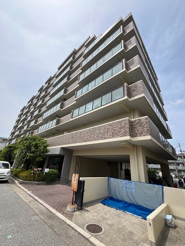尼崎市上ノ島町１丁目の賃貸マンションの外観