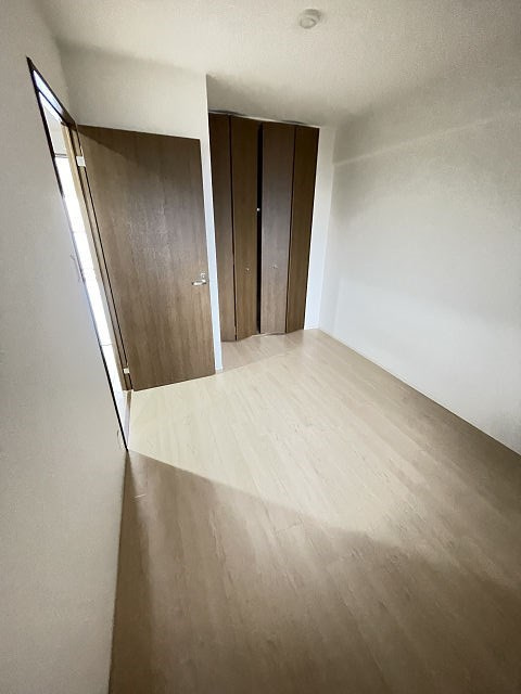 尼崎市上ノ島町１丁目の賃貸マンションの寝室