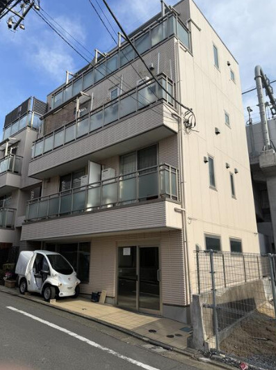 目黒区五本木１丁目の店舗事務所の外観