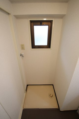 【設備】 | エミネンス深井 | 室内洗濯機置場