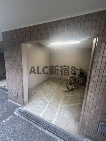 セルベコート下高井戸の駐車場