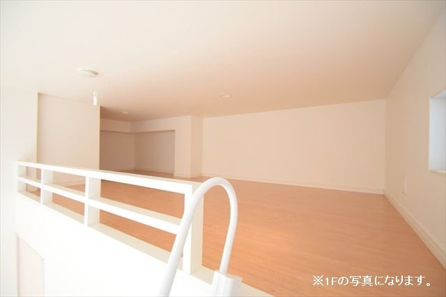 メルサンディの寝室