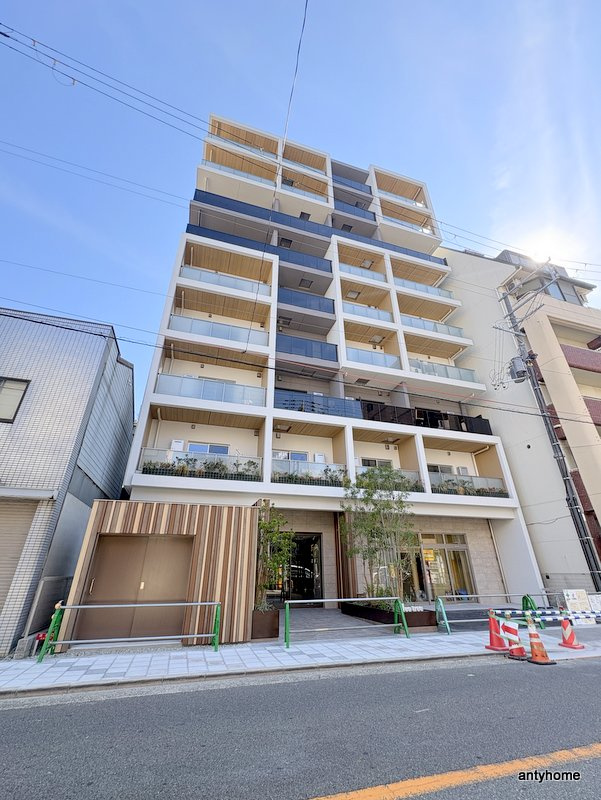 ネオ・ツリー・レジデンス難波　仲介手数料無料の外観