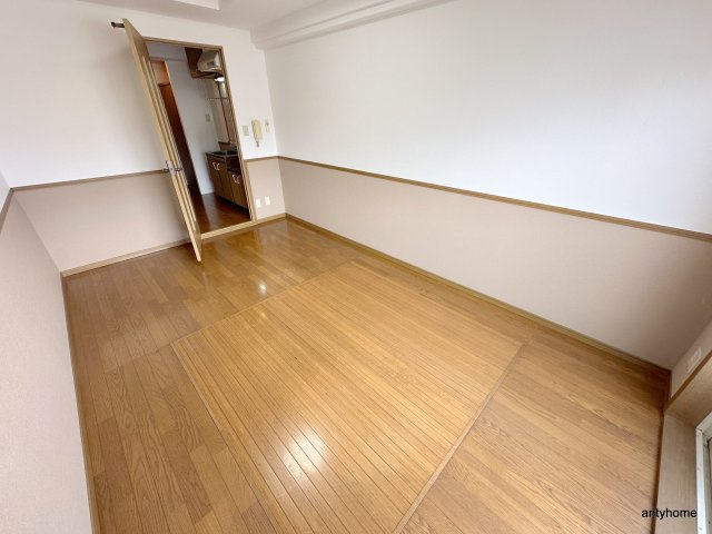 フィレンツェ　仲介手数料無料の洋室