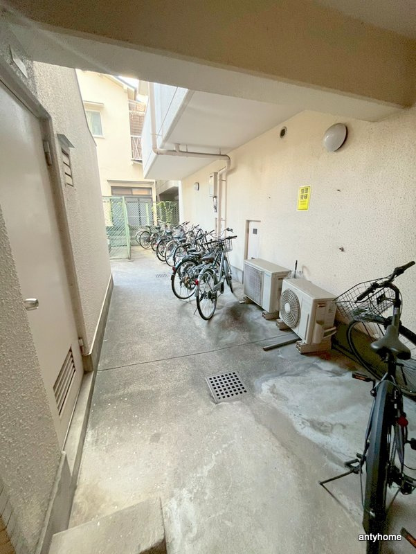 シャトー玉川第一　仲介手数料無料の駐車場