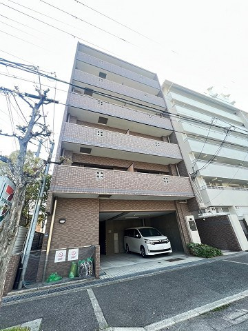 尼崎市南武庫之荘３丁目の賃貸マンションの外観