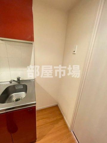 ドルチェ東京押上ツインズ弐番館のキッチン|冷蔵庫置き場