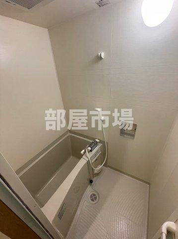 ラヴィエント三ノ輪パークサイドの浴室