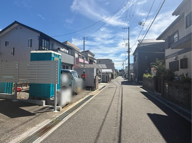 「大型納戸完備」高知市福井町第1　1号棟新築一戸建ての前面道路含む現地写真|8/19撮影。