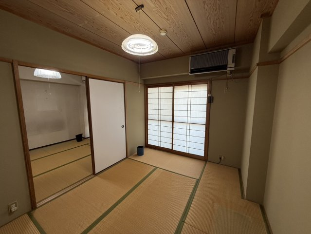 パレ・ロワイヤル市小路の和室