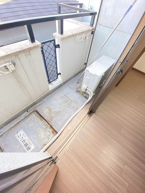 尼崎市塚口本町２丁目の賃貸マンションのバルコニー