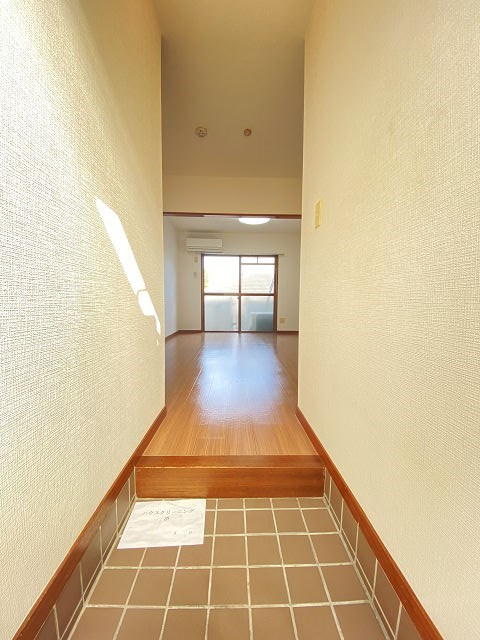 尼崎市塚口本町２丁目の賃貸マンションの玄関