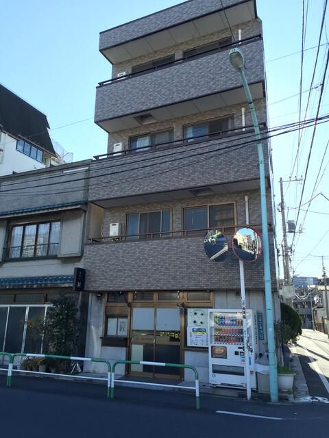 豊島区千早１丁目の店舗一部