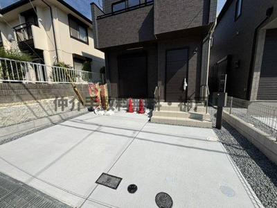 【駐車場】 | 神戸市西区糀台2丁目　新築戸建A号棟　仲介手数料無料！ | カースペースがあります