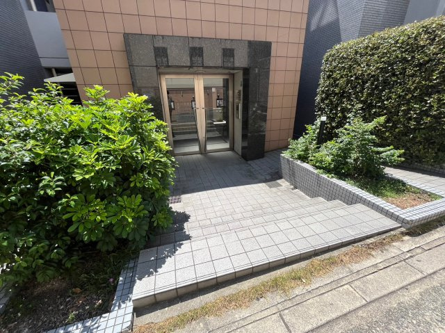 リーヴ香櫨園のエントランス