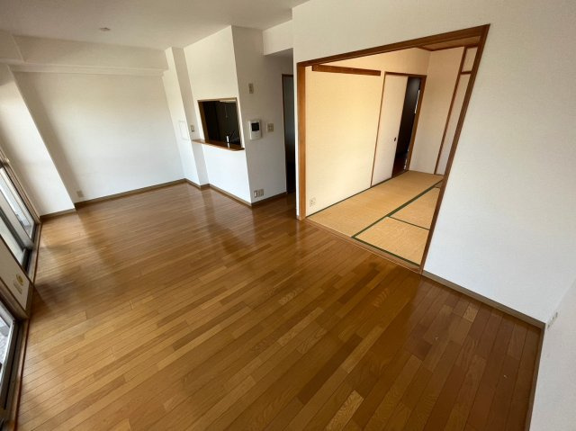 リーヴ香櫨園の居間・リビング