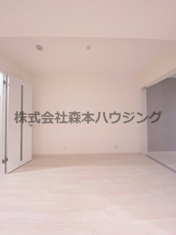 【居間・リビング】 | 　LIX大和田駅前 | ゆったり過ごせるリビングです
