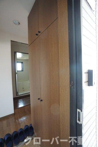 カーザ・クオーレの玄関