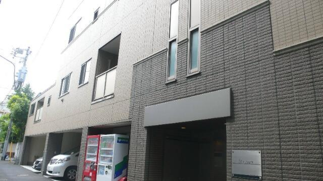 エムズコートの外観|建物入り口
