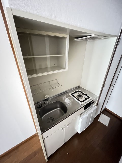 尼崎市塚口本町２丁目の賃貸マンションのキッチン