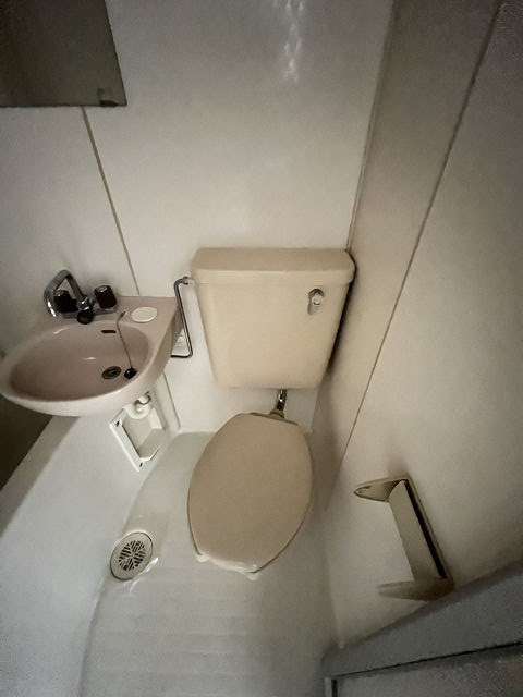 尼崎市塚口本町２丁目の賃貸マンションのトイレ