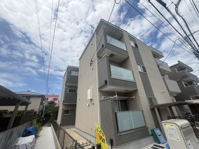 Laviere ESAKAの外観
