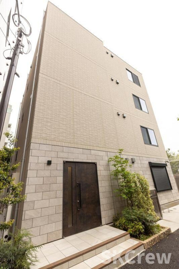 【エントランス】 | ＳＱＵＡＲＥ市谷河田町ｈｉｌｌｓｉｄｅ 
