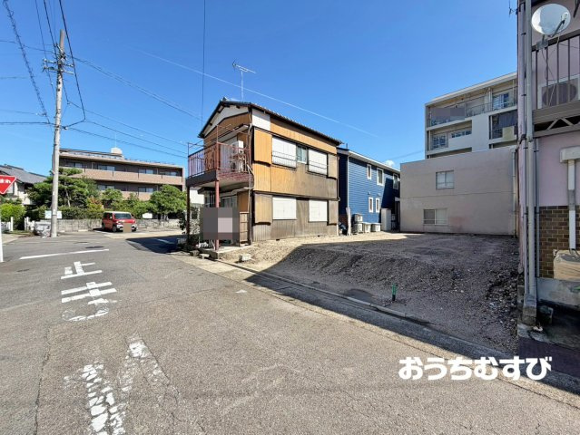 北区山田2期(全1区画)の前面道路含む現地写真