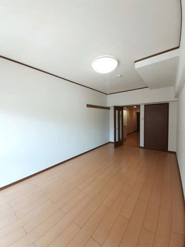 Ｂｅｌｌｅ　Ｄｅｍｅｕｒｕ　ｙのその他