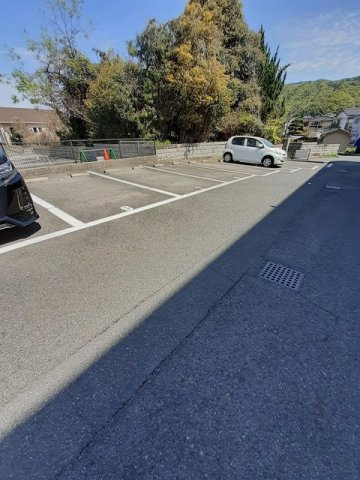 Ｂｅｌｌｅ　Ｄｅｍｅｕｒｕ　ｙの駐車場|駐車場です