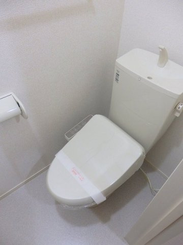 ジュネス　Ｂのトイレ|コンパクトで使いやすいトイレです