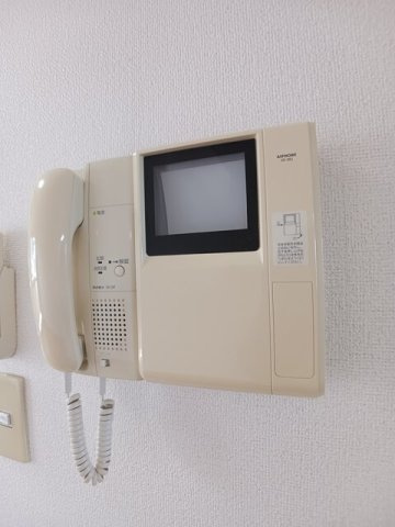 クイーンズ・コートの設備
