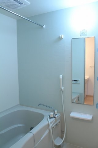 クレメントの浴室|日々の疲れを癒すお風呂付です